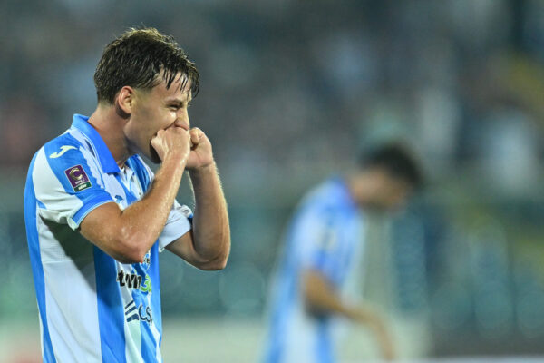IPA58779997 - Andrea Ferraris of Pescara Calcio is in action during the Serie C NOW Playoffs Match between Pescara Calcio and Ternana Calcio at Adriatico Stadium, on June 7, 2025 in Pescara, Italy.